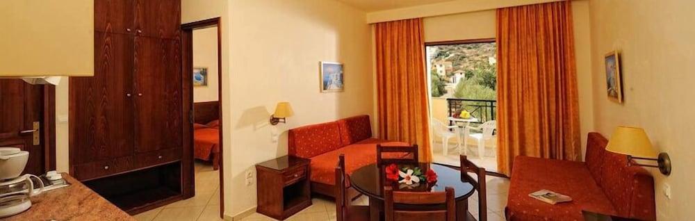 Maria Lambis Aparthotel Stalís Luaran gambar