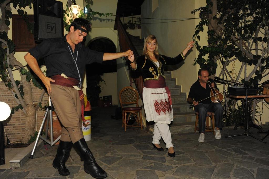 Maria Lambis Aparthotel Stalís Bilik gambar
